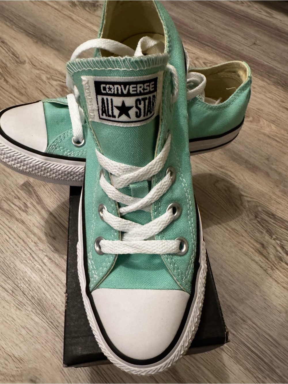 Converse Mint Green Low Top Sneakers Chuck Taylor size 6mns 4mns - Picture 2 of 5